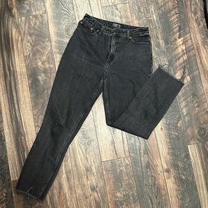 Abercrombie mom jeans